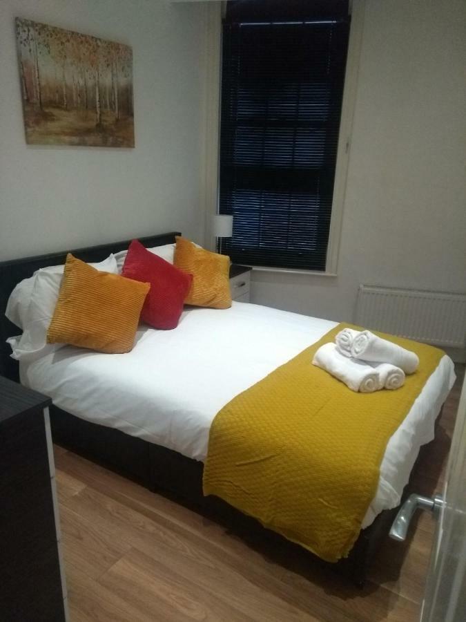 לוטון Clifton Apartment מראה חיצוני תמונה