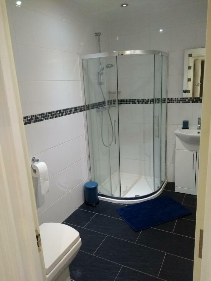 לוטון Clifton Apartment מראה חיצוני תמונה