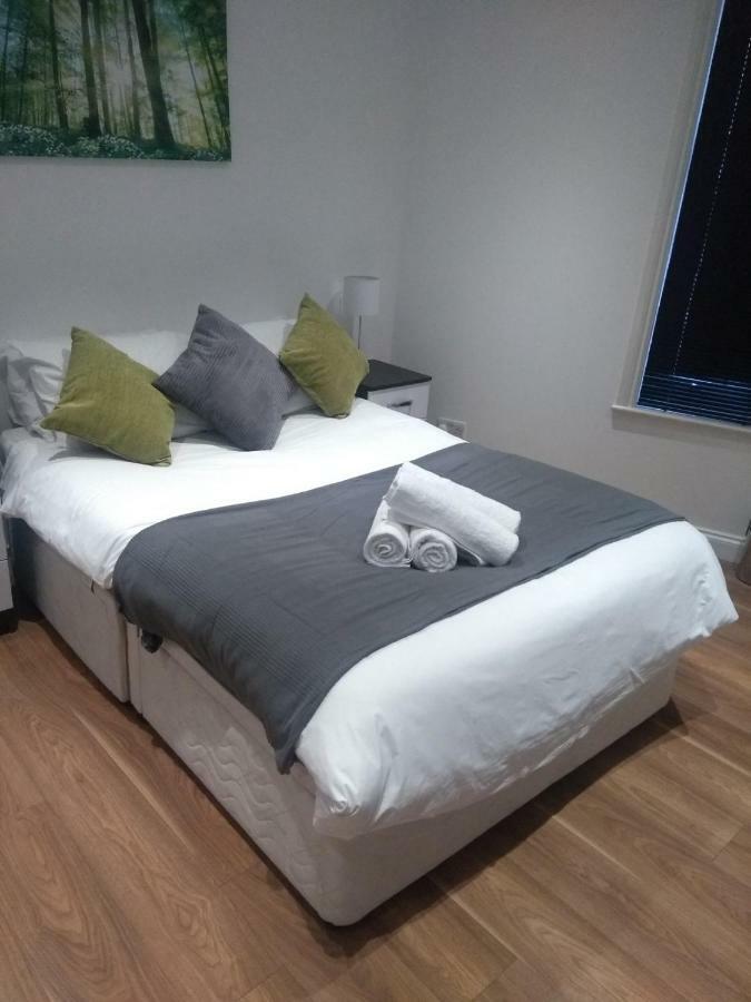 לוטון Clifton Apartment מראה חיצוני תמונה