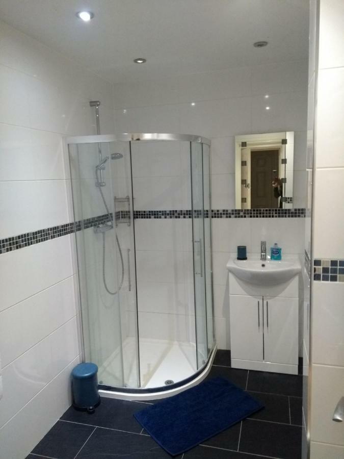 לוטון Clifton Apartment מראה חיצוני תמונה