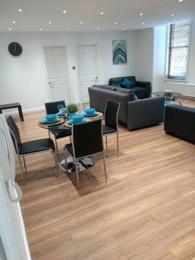 לוטון Clifton Apartment מראה חיצוני תמונה